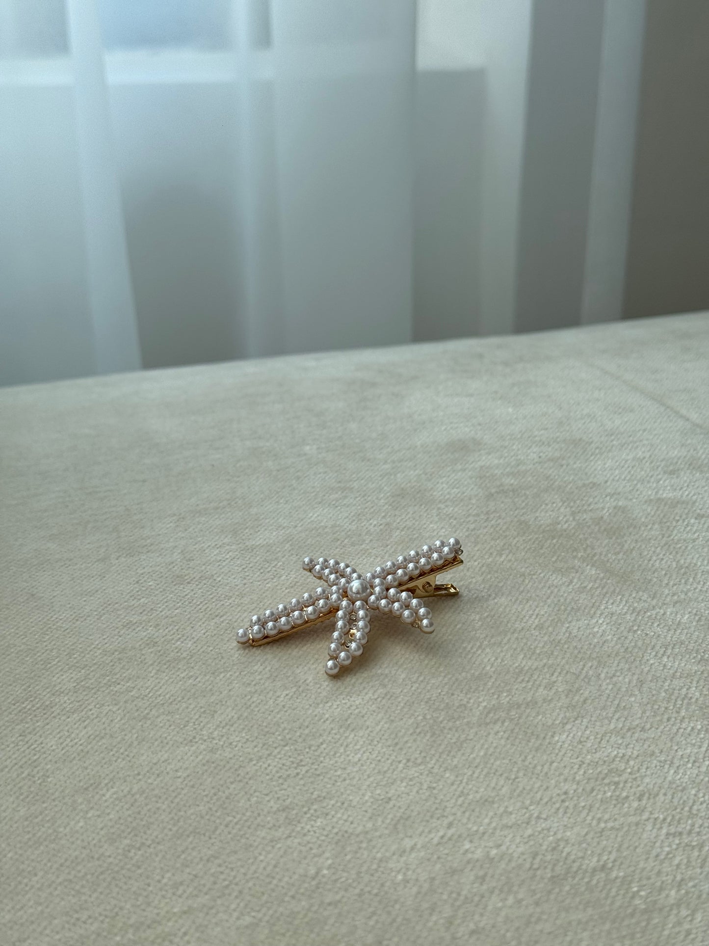 pearl starfish clip