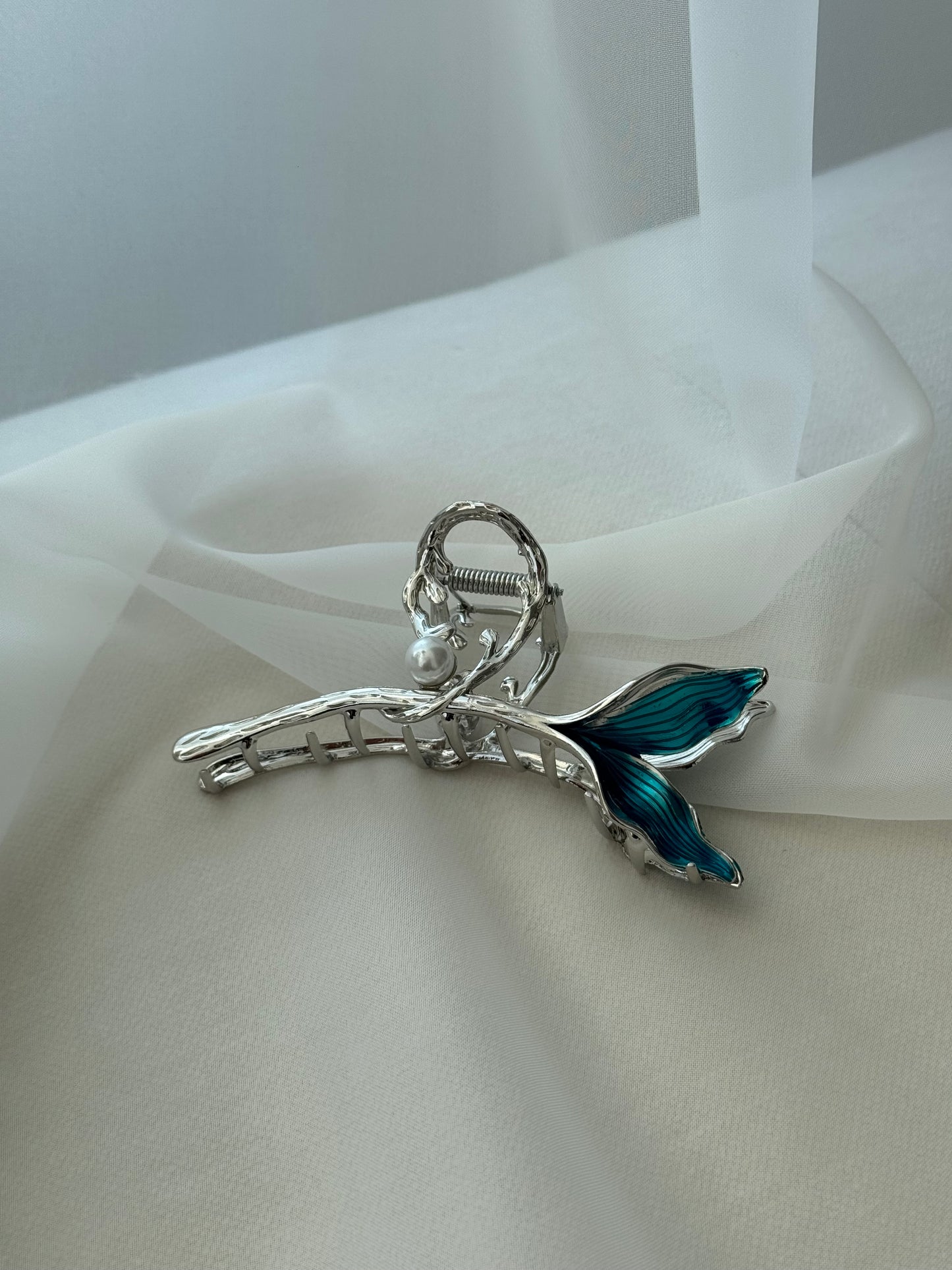 vintage mermaid hairclip