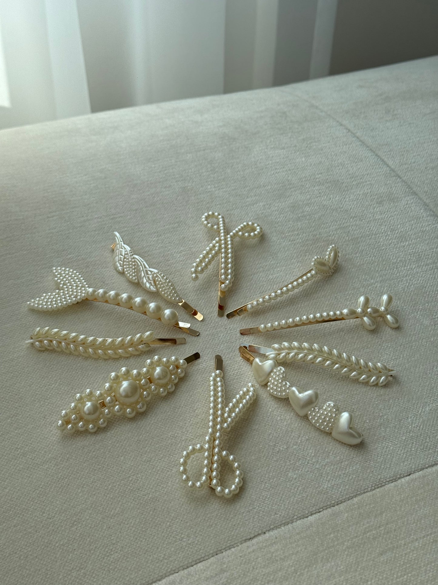 pearl hair clips bundle