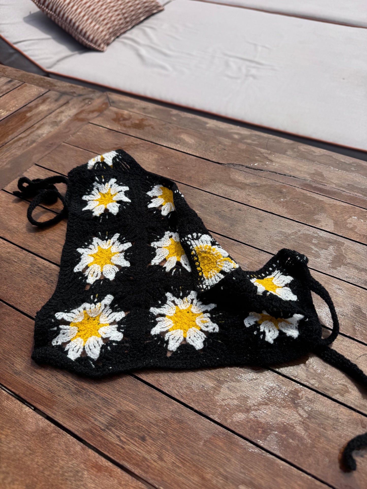 black sunflower bandana