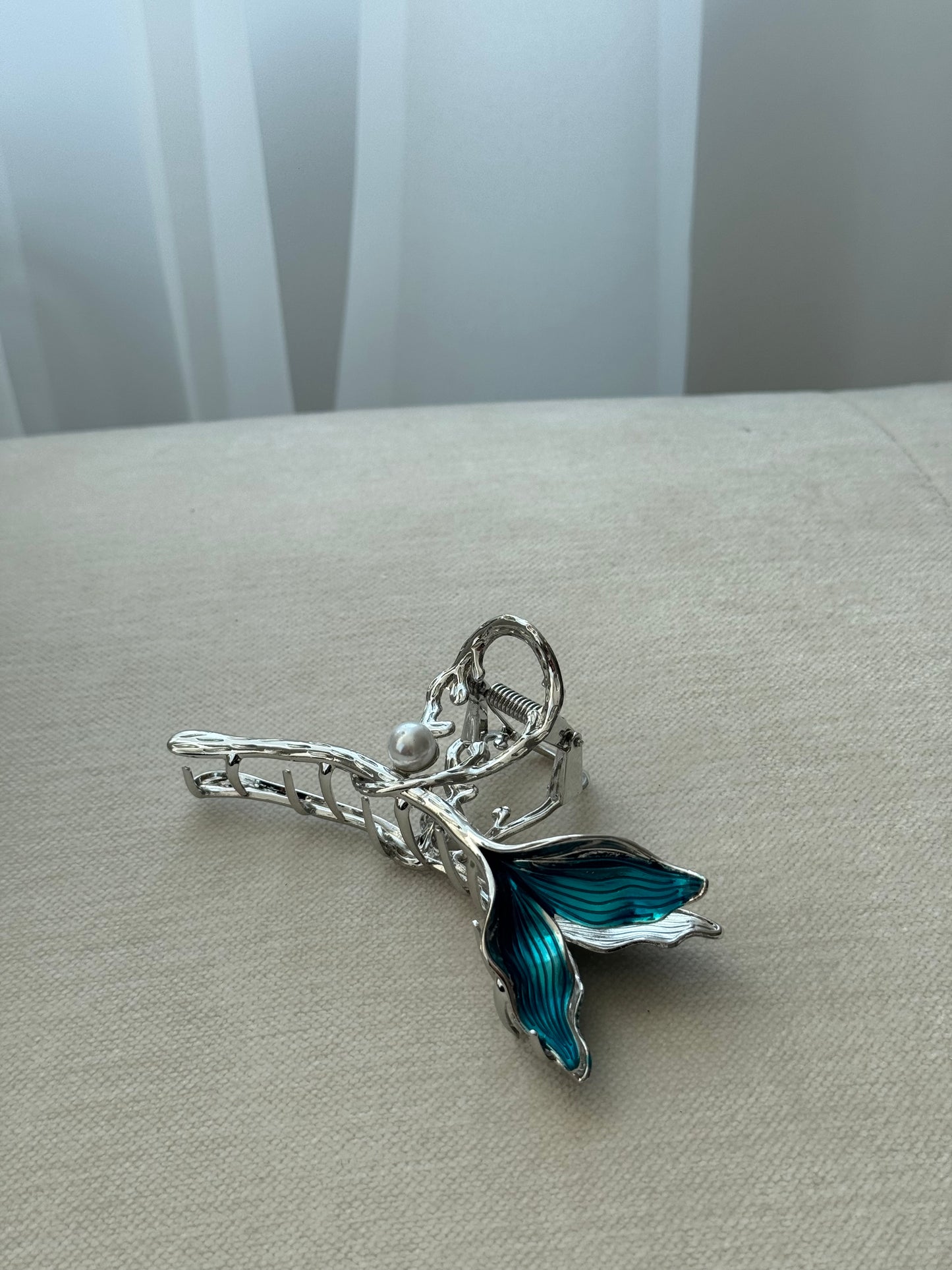 vintage mermaid hairclip