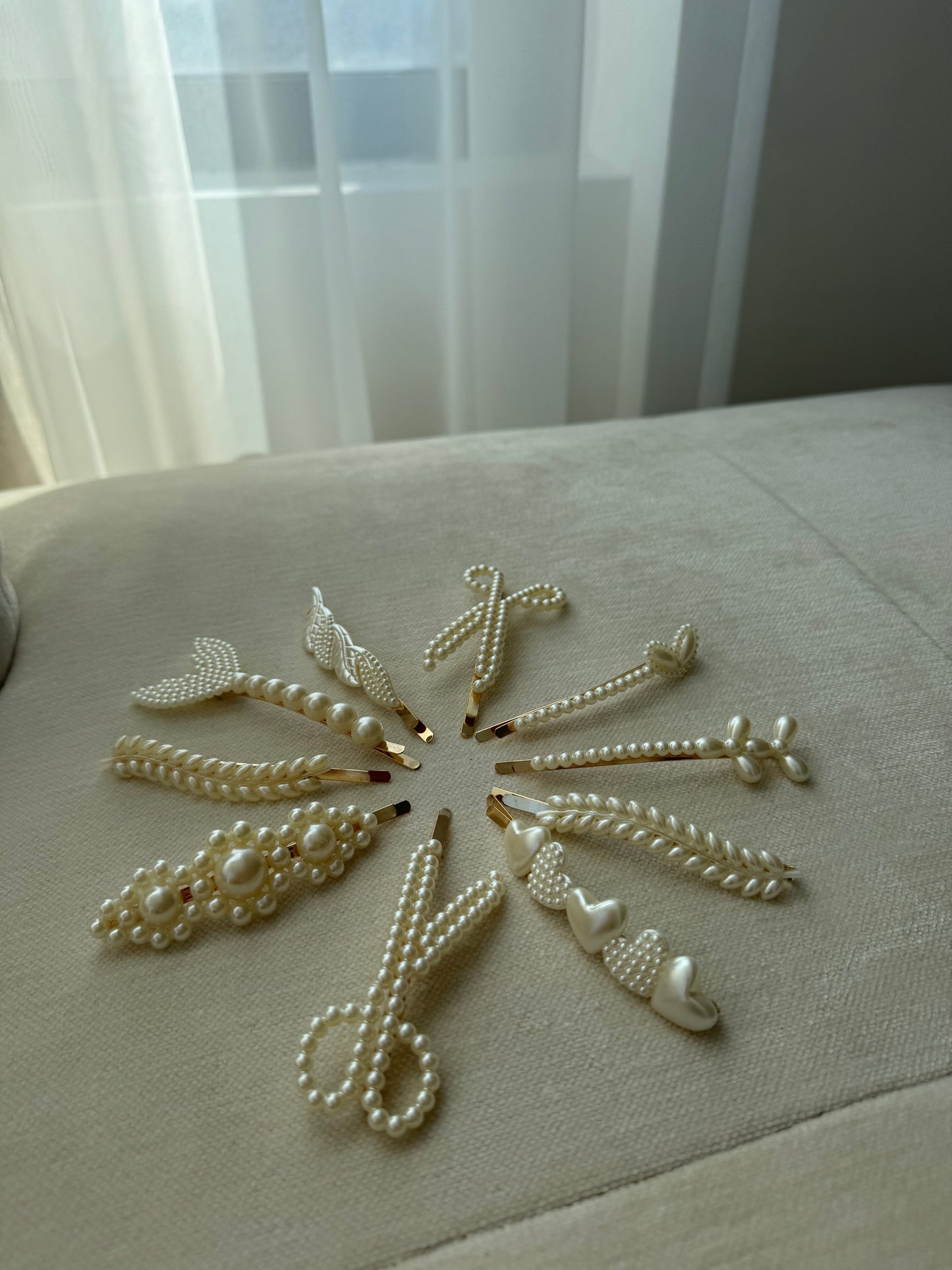 pearl hair clips bundle