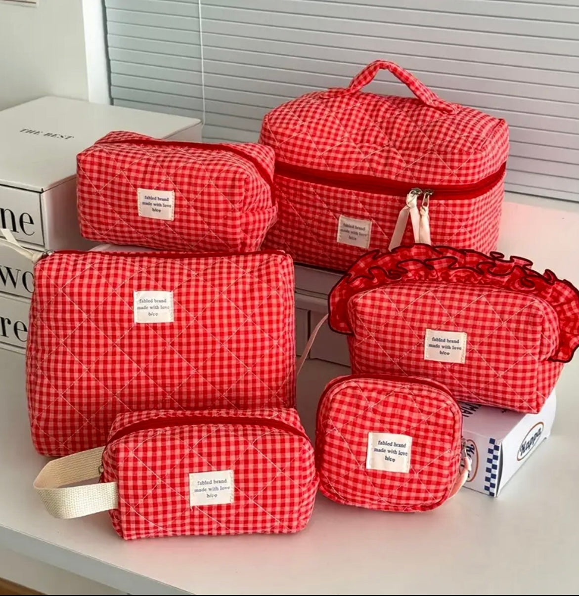 6pcs red pouches