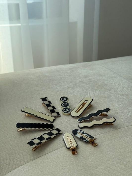 B&W hair clips bundle