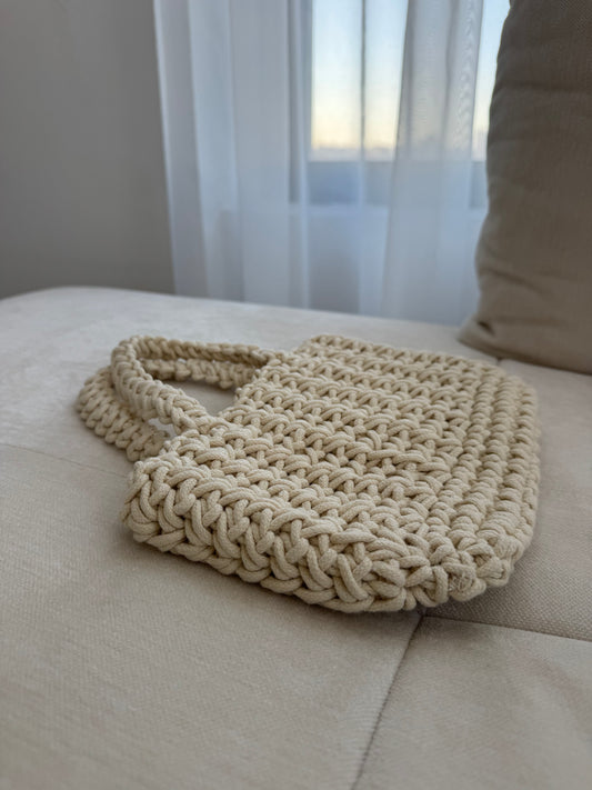 white beach bag