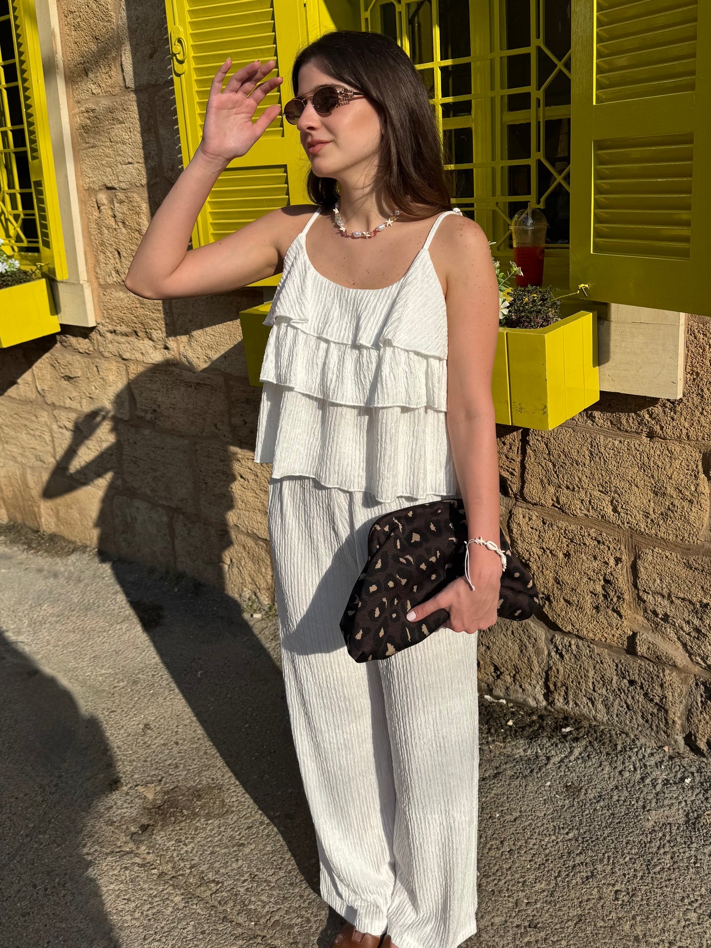 white layers set
